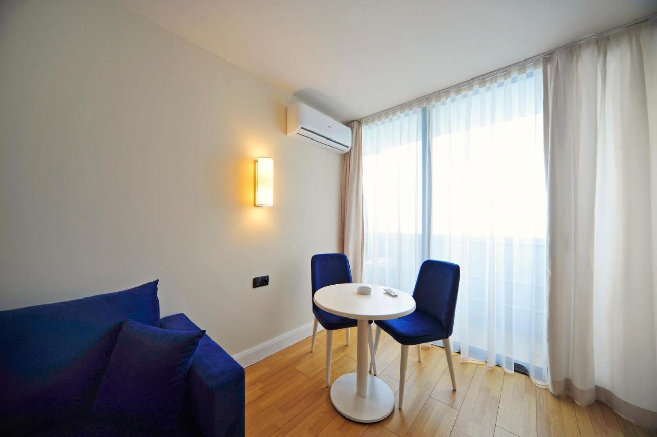 Apartments Batumi Studio V ภายนอก รูปภาพ